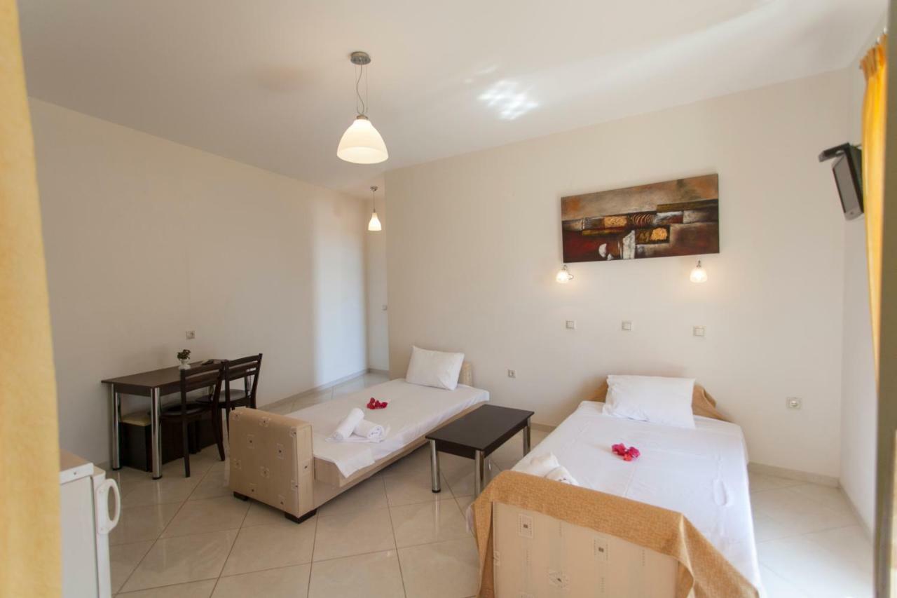 Siarbas Hotel Paralia Vrachou Exterior photo
